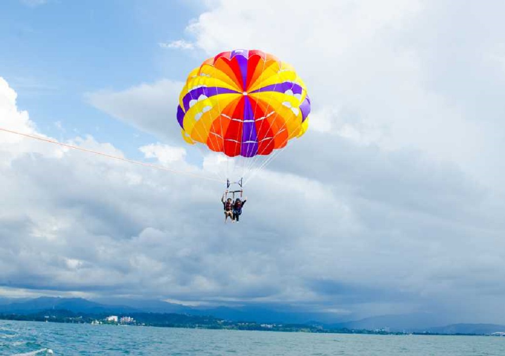 Skydive Over The Emerald Coast