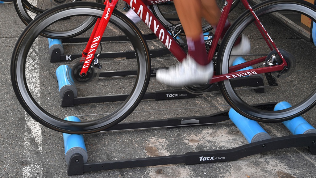 Comparing Rollers And Trainers